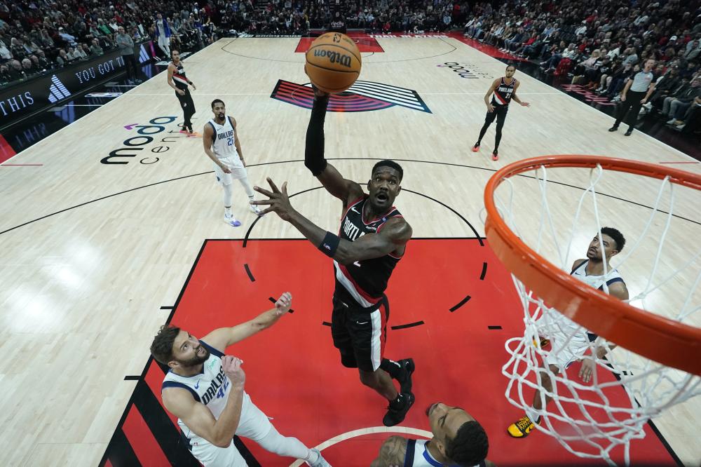 黑猫归来 黑猫归来